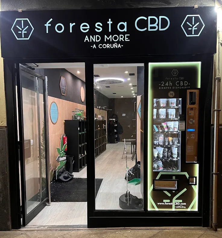 entrada a tienda de cbd en A coruña Foresta CBD and more